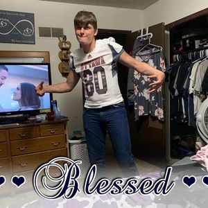 Meet your Posher, Eric